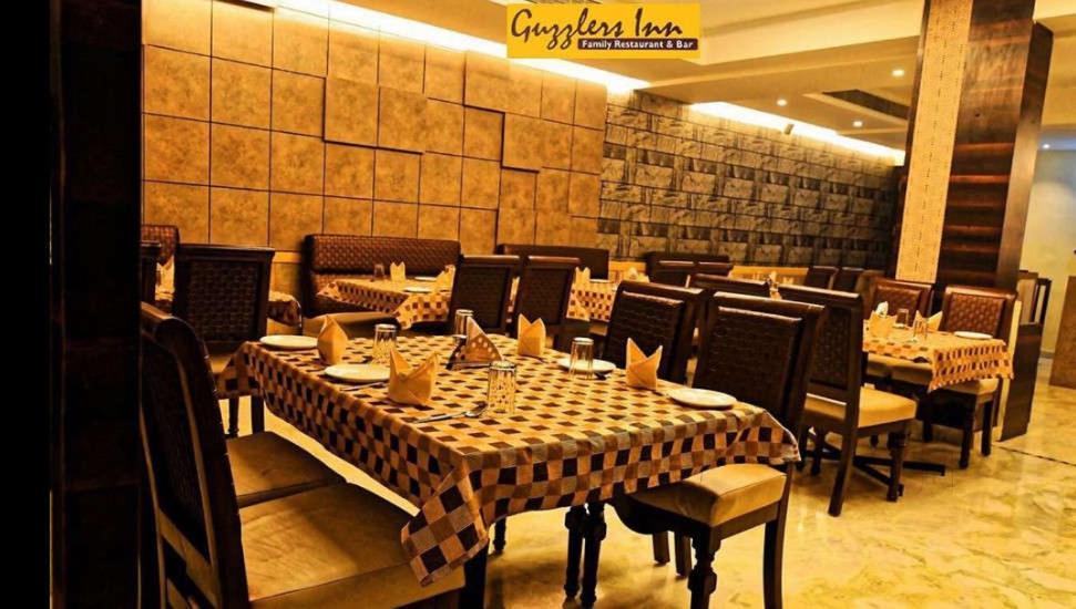 Hotel Ashlesh Manipal Esterno foto
