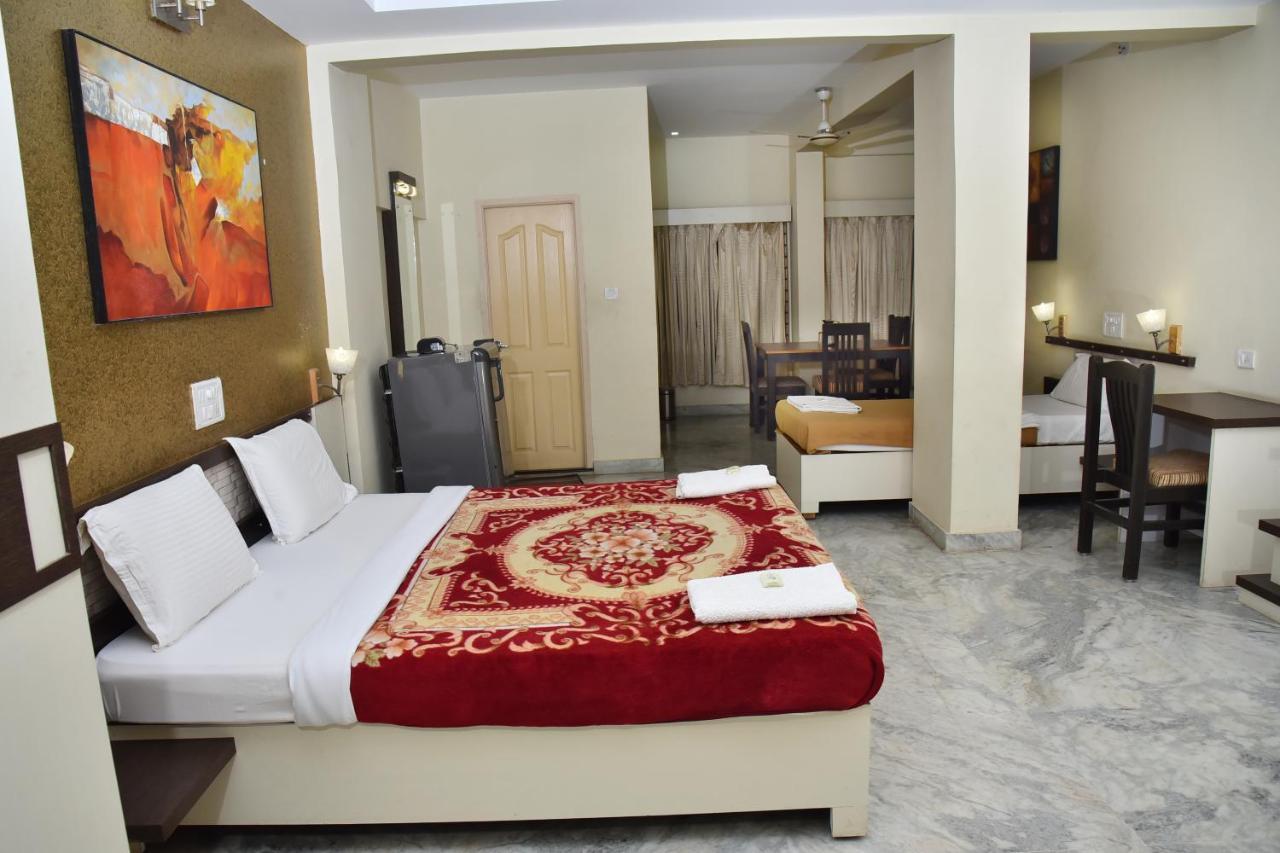 Hotel Ashlesh Manipal Esterno foto