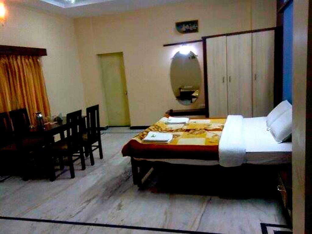 Hotel Ashlesh Manipal Esterno foto
