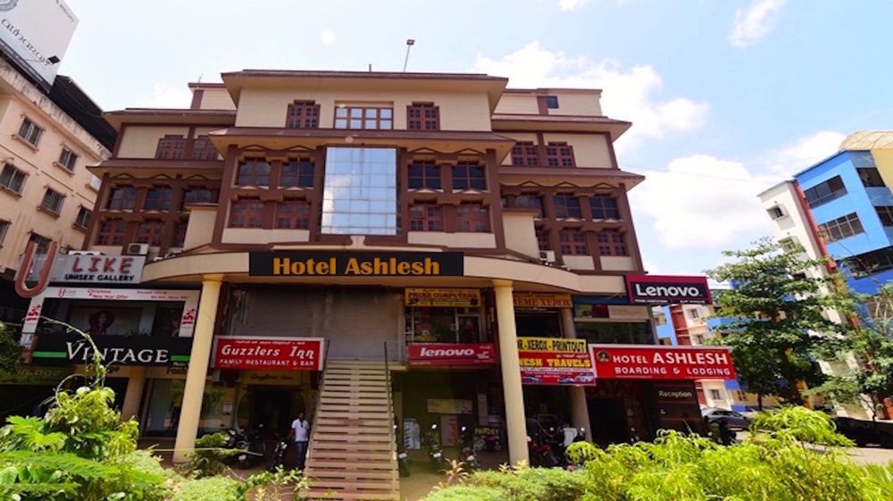 Hotel Ashlesh Manipal Esterno foto