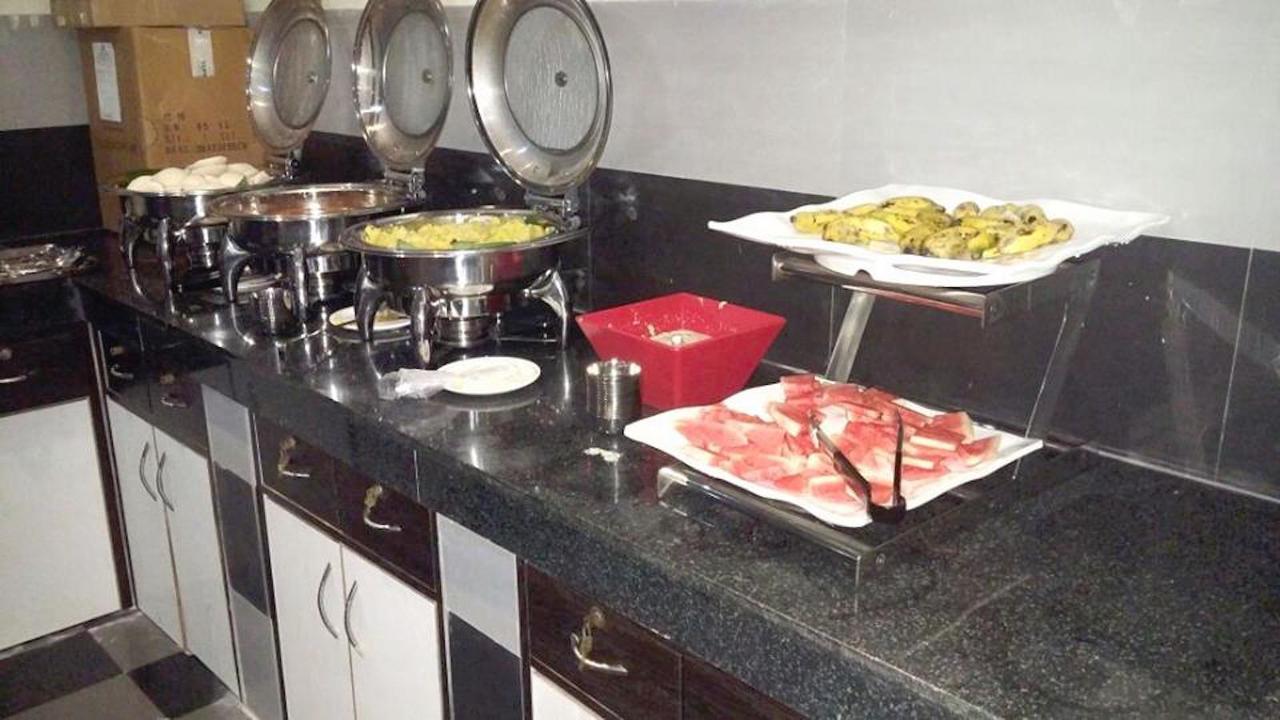 Hotel Ashlesh Manipal Esterno foto